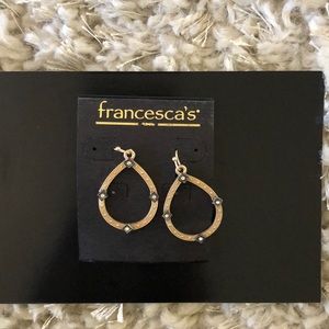 NWT Francesca’s earrings